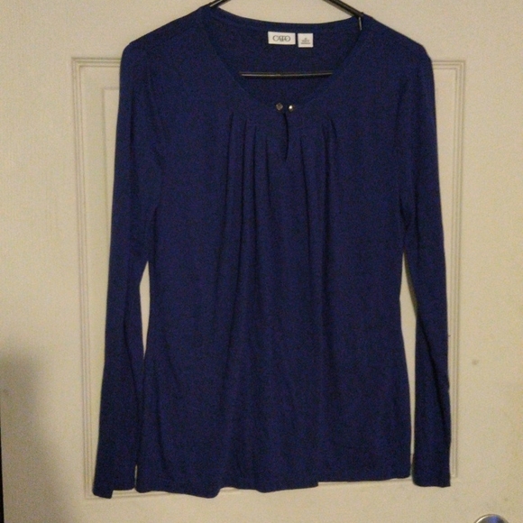 ***SOLD***CATO Med blue long sleeve blouse with pleats and 2 rhinestones closers - Picture 2 of 6